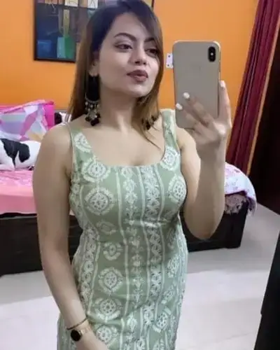 Call Girl in Piriyapatna